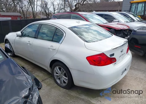 2015 Infiniti Q40 from USA, damaged, VIN JN1CV6AR9FM522130